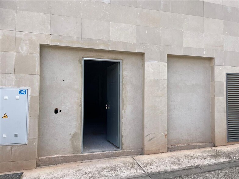 Local en Nájera en venta - Foto del edificio - Imagen 3 de 19