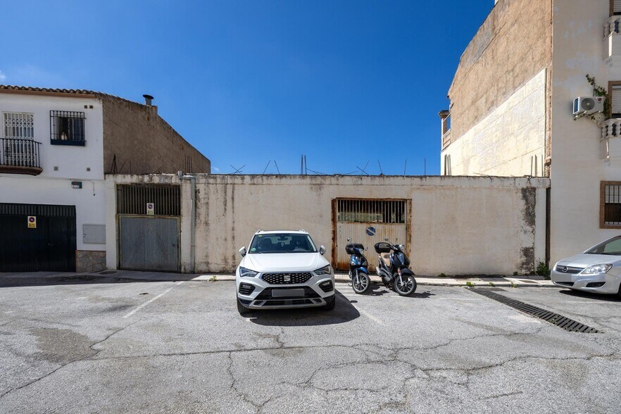 Nave en Cenes de la Vega, Granada en venta - Foto del edificio - Imagen 2 de 17