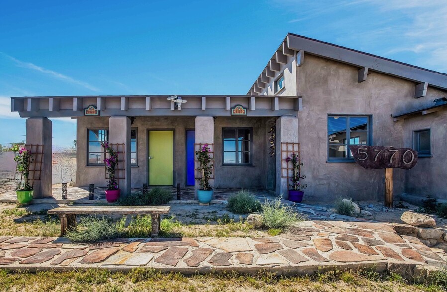 5770 Adobe Rd, Twentynine Palms, CA en venta - Foto del edificio - Imagen 1 de 28