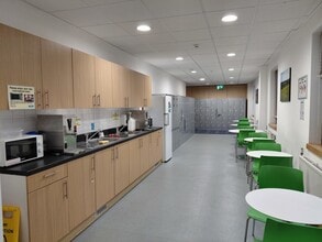 8 Station Road East, Oxted en alquiler Foto del interior- Imagen 1 de 8