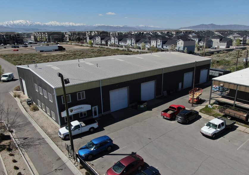 111 N Geneva Rd, Orem, UT en alquiler - Foto del edificio - Imagen 1 de 15