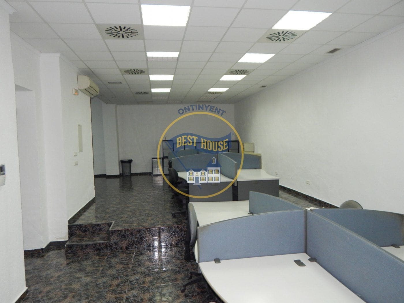 Local en Ontinyent, Valencia en venta Foto del edificio- Imagen 1 de 32