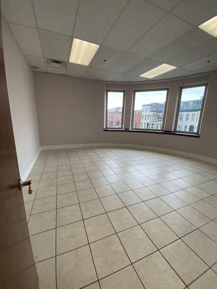 1822 Spring Garden St, Philadelphia, PA en alquiler - Foto del interior - Imagen 2 de 7