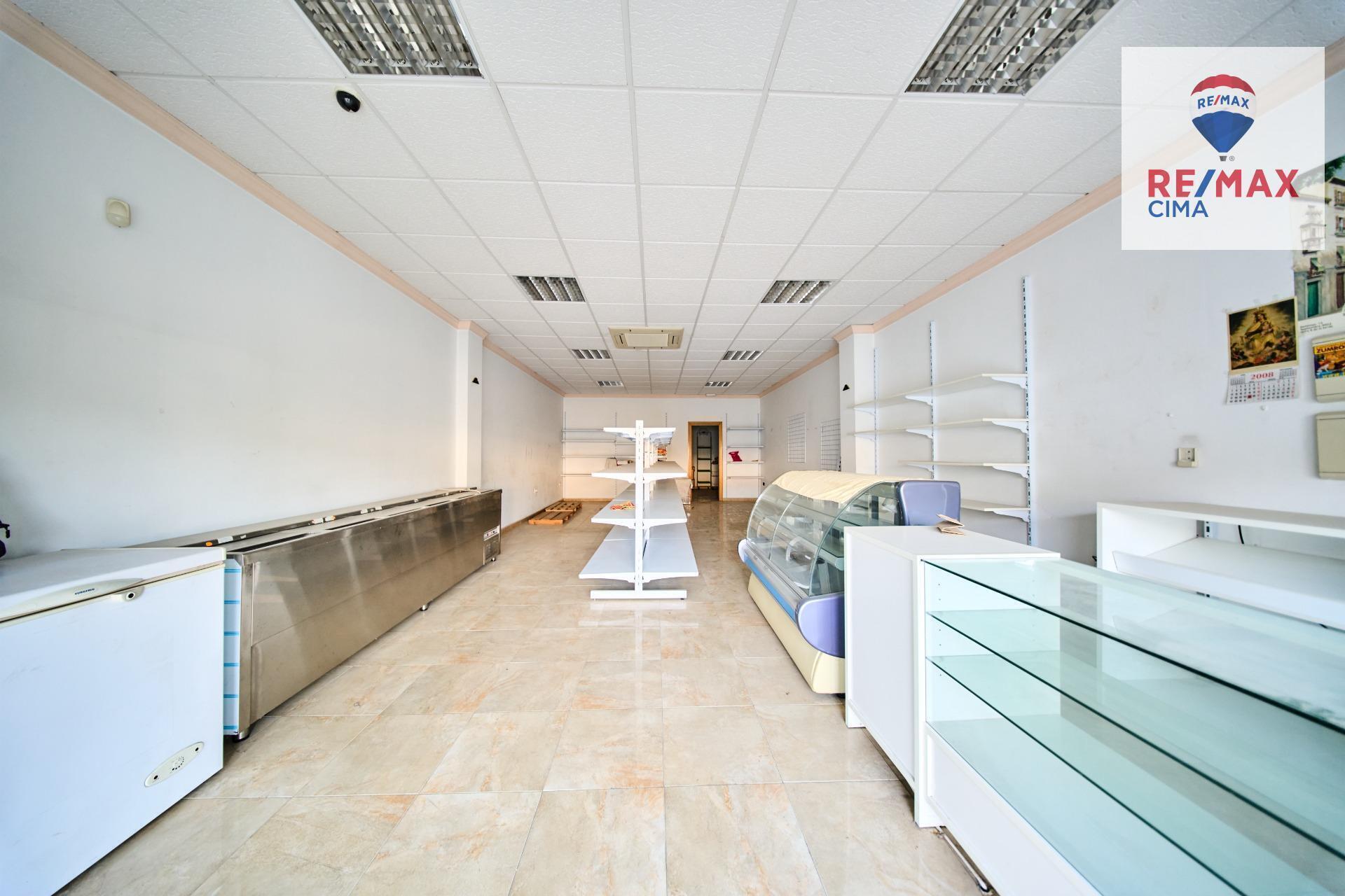 del, 2, Vegas del Genil, Granada en venta Foto del interior- Imagen 1 de 16