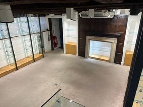 40 The Borough, Farnham en venta Foto del interior- Imagen 1 de 4