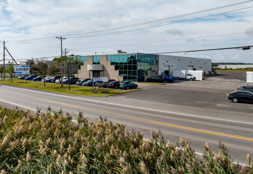 750 Ch Olivier, Lévis, QC en alquiler - Foto del edificio - Imagen 2 de 3