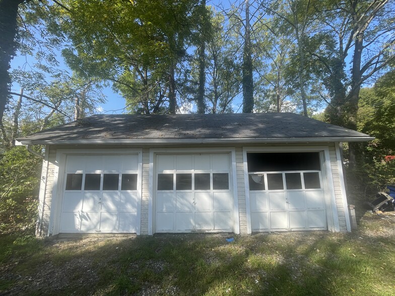 67 Old Albany Post Rd, Rhinebeck, NY en alquiler - Foto del edificio - Imagen 2 de 3