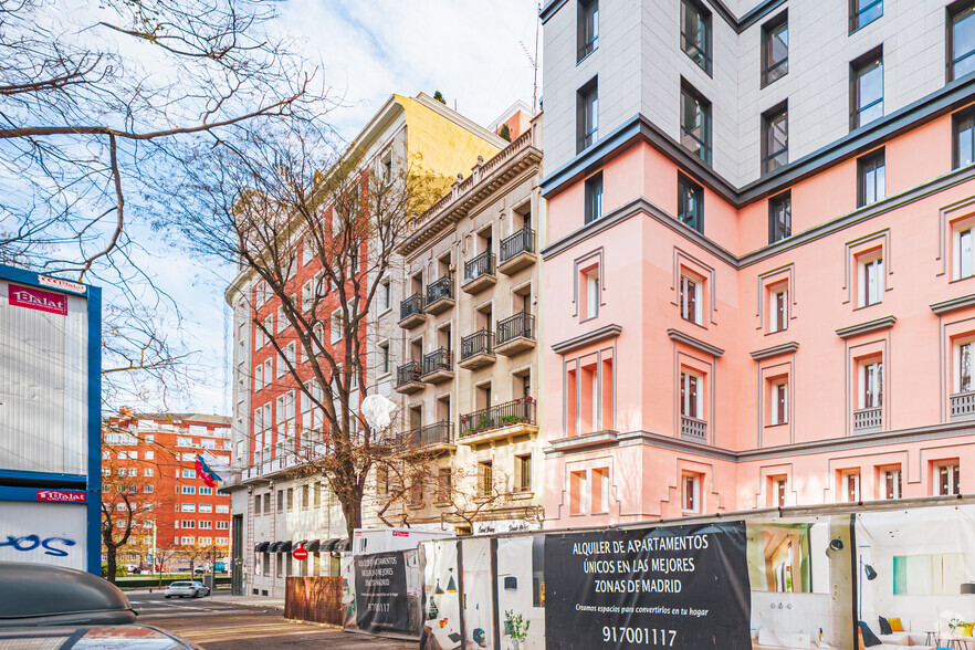 Calle De García De Paredes, 94, Madrid, Madrid en alquiler - Foto del edificio - Imagen 3 de 4