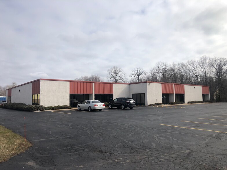 2414 Industrial Dr, Neenah, WI en venta - Foto principal - Imagen 1 de 2