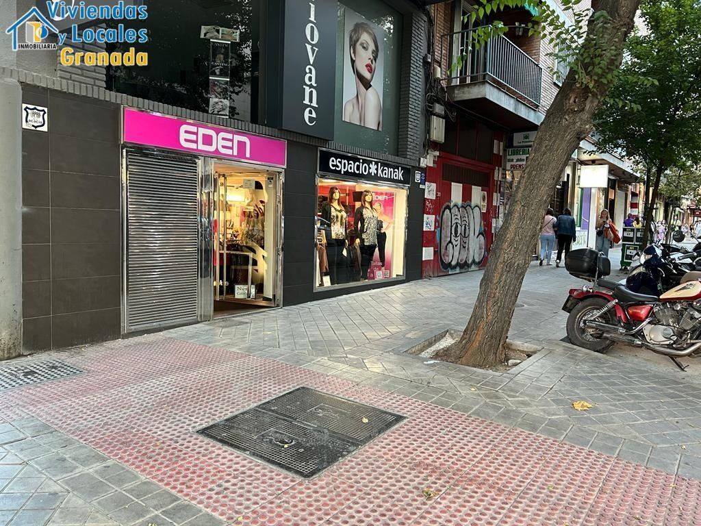 Local en Granada en alquiler Foto del edificio- Imagen 1 de 11