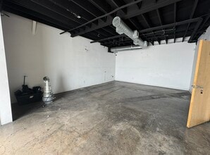 8416 Lankershim Blvd, Sun Valley, CA en alquiler Foto del edificio- Imagen 2 de 3