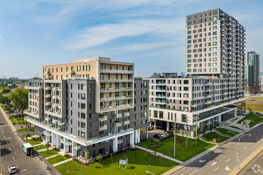 300 Pl Charles-Le Moyne, Longueuil, QC en alquiler - Foto del edificio - Imagen 1 de 11