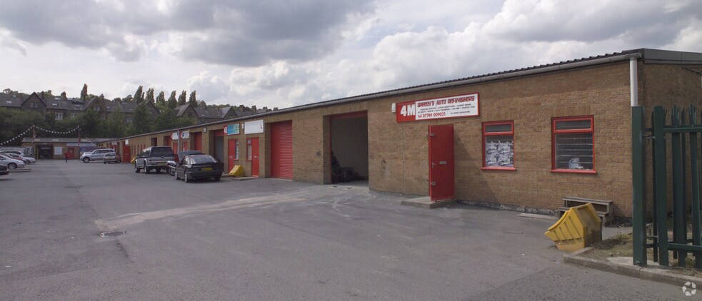 Hillam Rd, Bradford en alquiler - Foto del edificio - Imagen 2 de 3