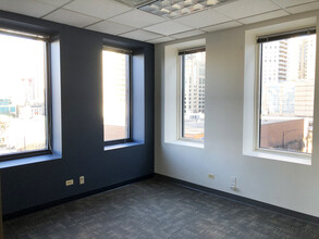 101 W Grand Ave, Chicago, IL en alquiler Foto del interior- Imagen 2 de 4