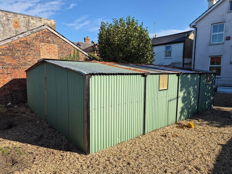 134 London Rd, Southborough en venta - Foto del edificio - Imagen 2 de 7