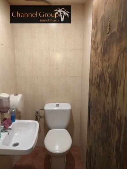 Local en Elche, Alicante en venta - Foto del edificio - Imagen 3 de 5