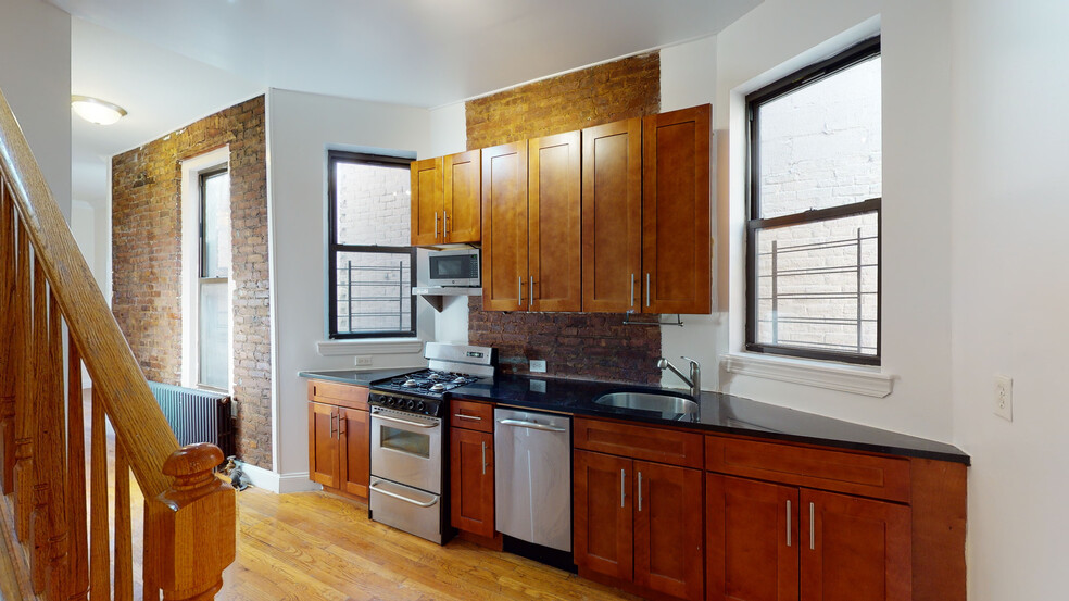 484 Amsterdam Ave, New York, NY en venta - Matterport 3D Scan - Imagen 3 de 18