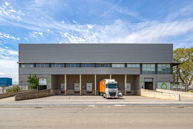 Más detalles de Nave en alquiler