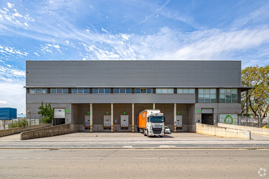 Nave en Sant Boi de Llobregat, Barcelona en alquiler - Foto del edificio - Imagen 1 de 6