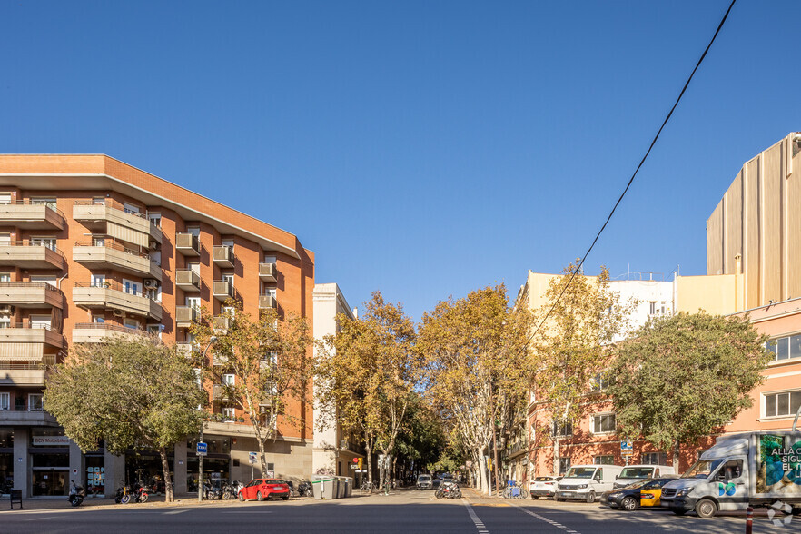 Oficinas en Barcelona, Barcelona en alquiler - Foto del edificio - Imagen 3 de 5