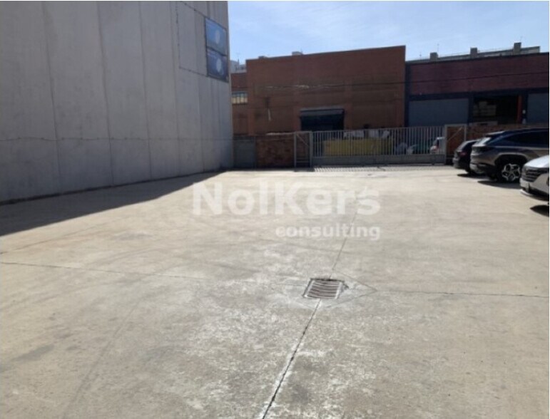Nave en L'Hospitalet de Llobregat, Barcelona en alquiler - Foto del edificio - Imagen 3 de 4