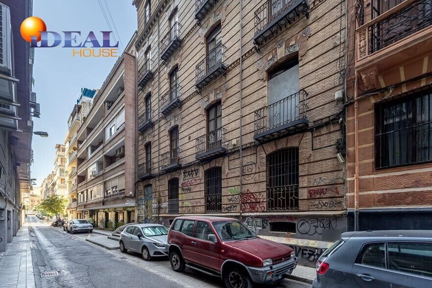 Calle Acera del Triunfo, 19, Granada, Granada en venta - Foto del edificio - Imagen 1 de 18