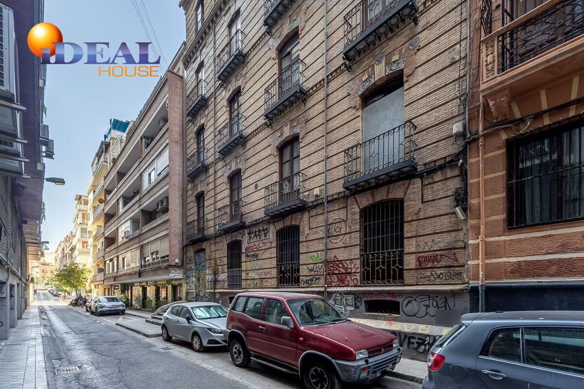 Calle Acera del Triunfo, 19, Granada, Granada en venta Foto del edificio- Imagen 1 de 19