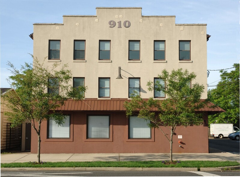 910 4th Ave, Asbury Park, NJ en alquiler - Foto del edificio - Imagen 1 de 10