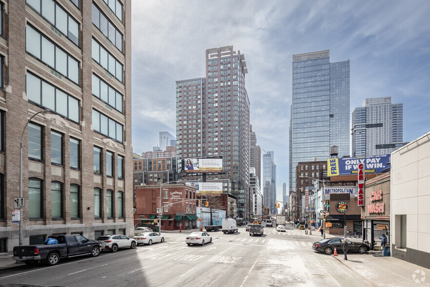 600 11th Ave, New York, NY en alquiler - Foto del edificio - Imagen 3 de 6