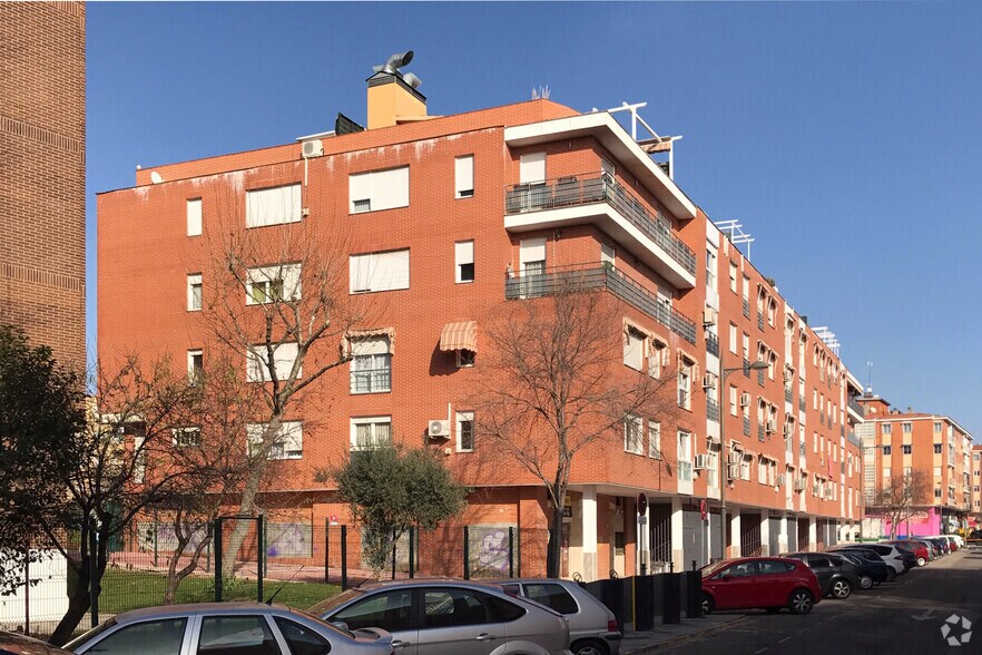 Calle Jaime i el Conquistador, 3, Parla, Madrid en alquiler - Foto del edificio - Imagen 2 de 2