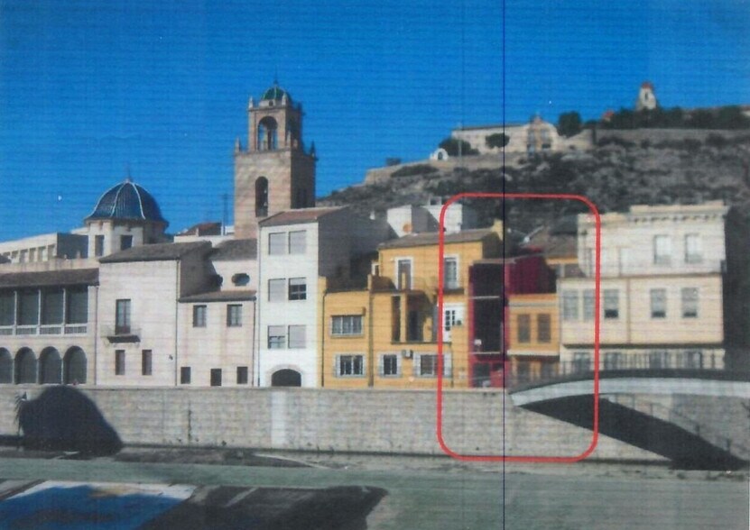 Edificio residencial en Orihuela, Alicante en venta - Foto del edificio - Imagen 3 de 8