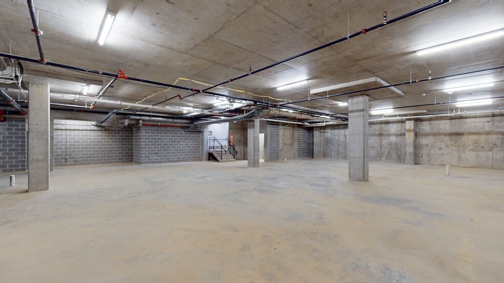 3 Commercial Floors cartera de 3 inmuebles en venta en LoopNet.es - Matterport 3D Scan - Imagen 3 de 23