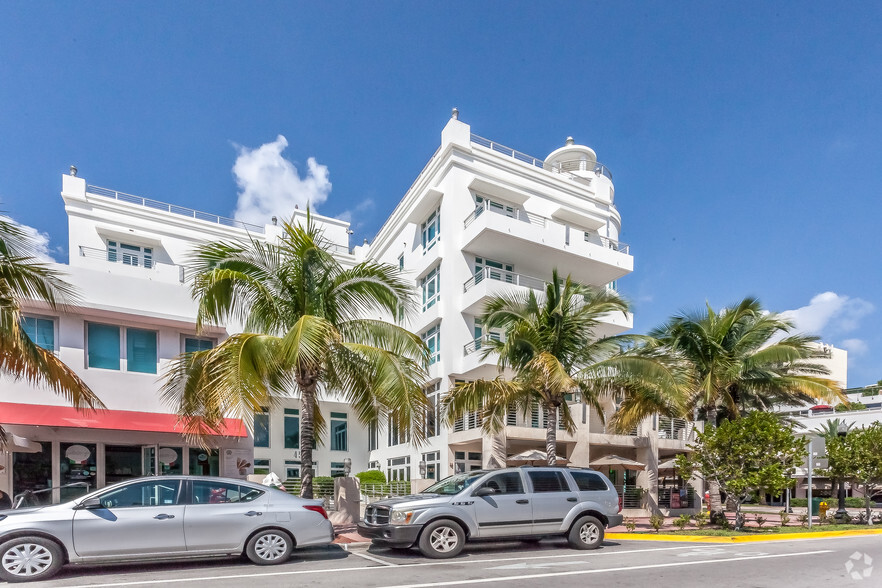 448 Ocean Dr, Miami Beach, FL en alquiler - Foto del edificio - Imagen 2 de 8