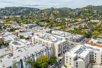 7566 W Sunset Blvd, Los Angeles, CA - vista aérea  vista de mapa