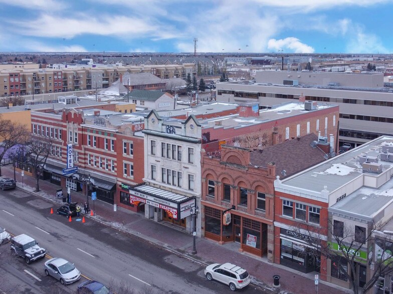 10335 82 Av NW, Edmonton, AB en alquiler - Foto del edificio - Imagen 3 de 18