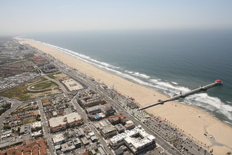 300 Pacific Coast Hwy, Huntington Beach, CA - vista aérea  vista de mapa