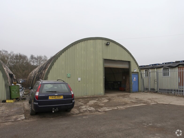 Boughton Industrial Estate, Boughton en venta - Foto del edificio - Imagen 2 de 2