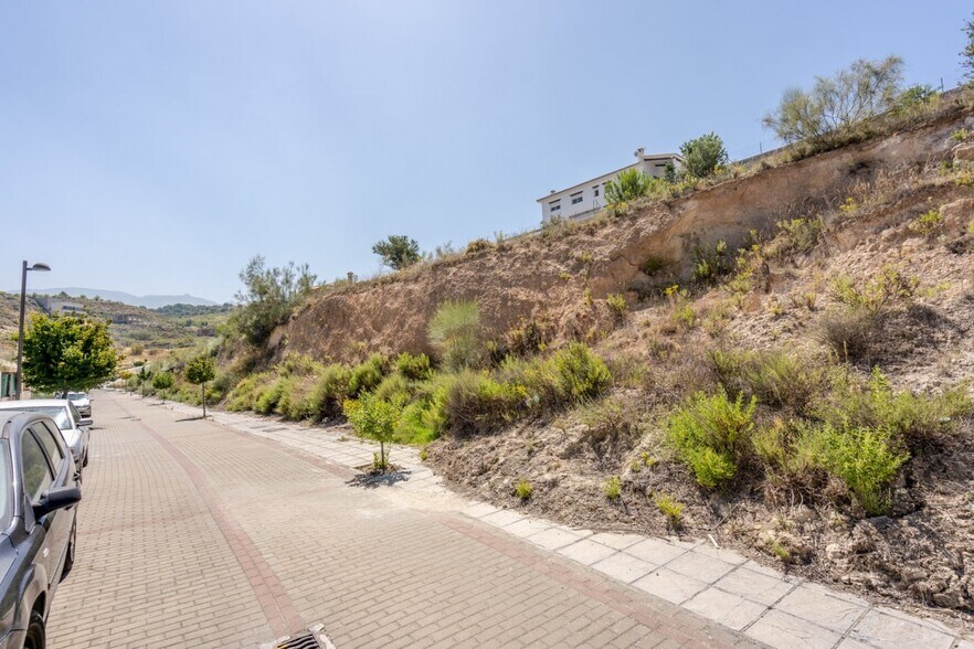 Terreno en La Zubia, Granada en venta - Foto del edificio - Imagen 2 de 13