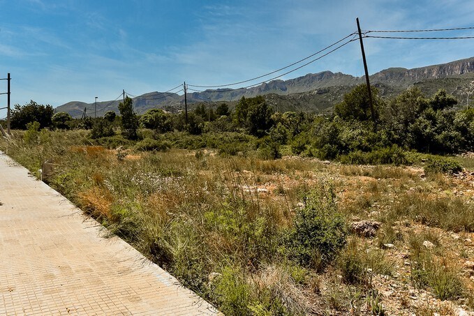 Terreno en L'Hospitalet de l'Infant, Tarragona en venta - Foto del edificio - Imagen 2 de 11