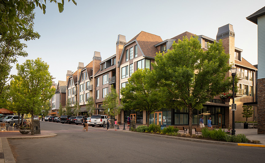 130 A Ave, Lake Oswego, OR en alquiler - Foto del edificio - Imagen 2 de 4