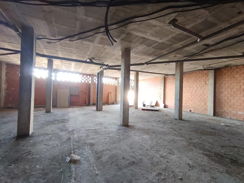 Local en Molina de Segura, Murcia en venta - Foto del interior - Imagen 3 de 11
