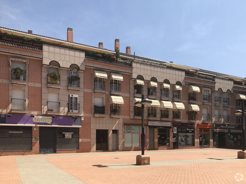 Plaza de Ventura Rodríguez, 3, Leganés, Madrid en venta - Foto del edificio - Imagen 3 de 3