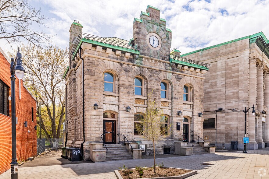 538-540 Pl Saint-Henri, Montréal, QC en alquiler - Foto del edificio - Imagen 2 de 3