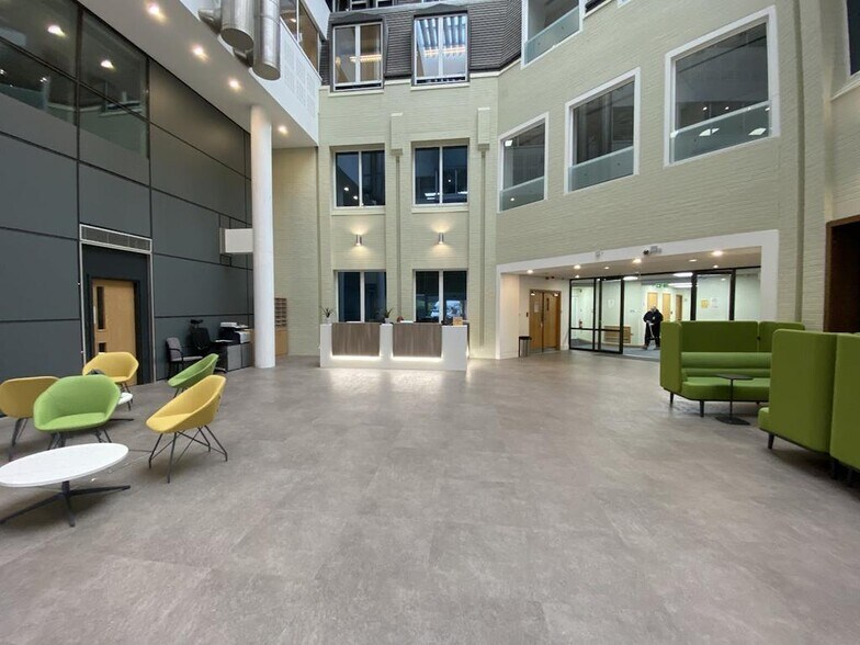 Bickenhill Ln, Birmingham en alquiler - Foto del edificio - Imagen 2 de 30