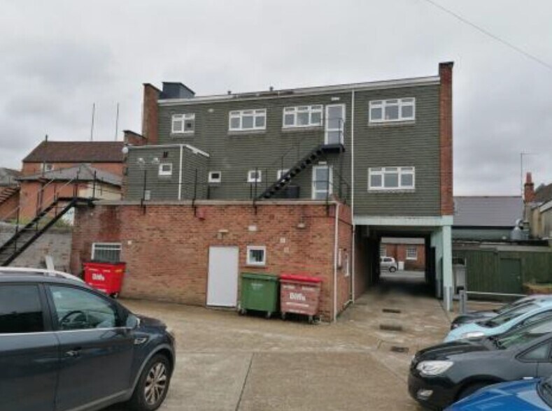 86-88 High St, Newport en venta - Foto del edificio - Imagen 2 de 3