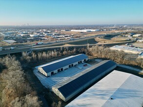 1605 51st Ave, Des Moines, IA en alquiler Foto del edificio- Imagen 1 de 7