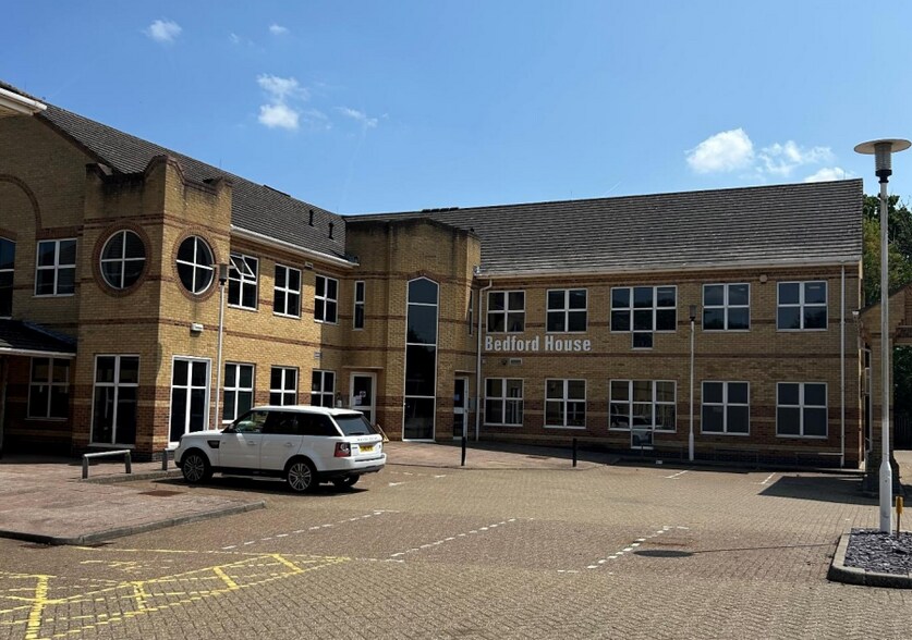 Rutherford Clos, Stevenage en venta - Foto del edificio - Imagen 2 de 19