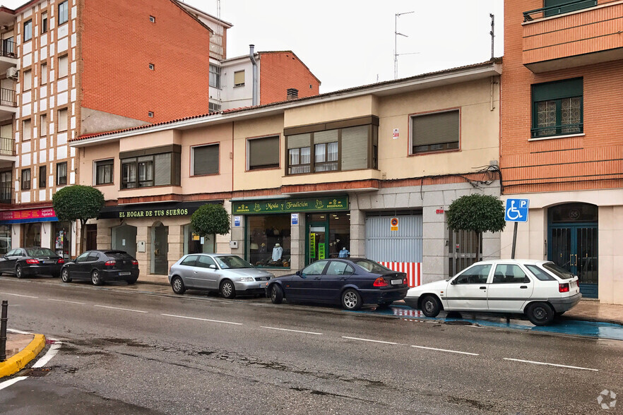 Avenida Estación, 51, Torrijos, Toledo en venta - Foto del edificio - Imagen 2 de 2