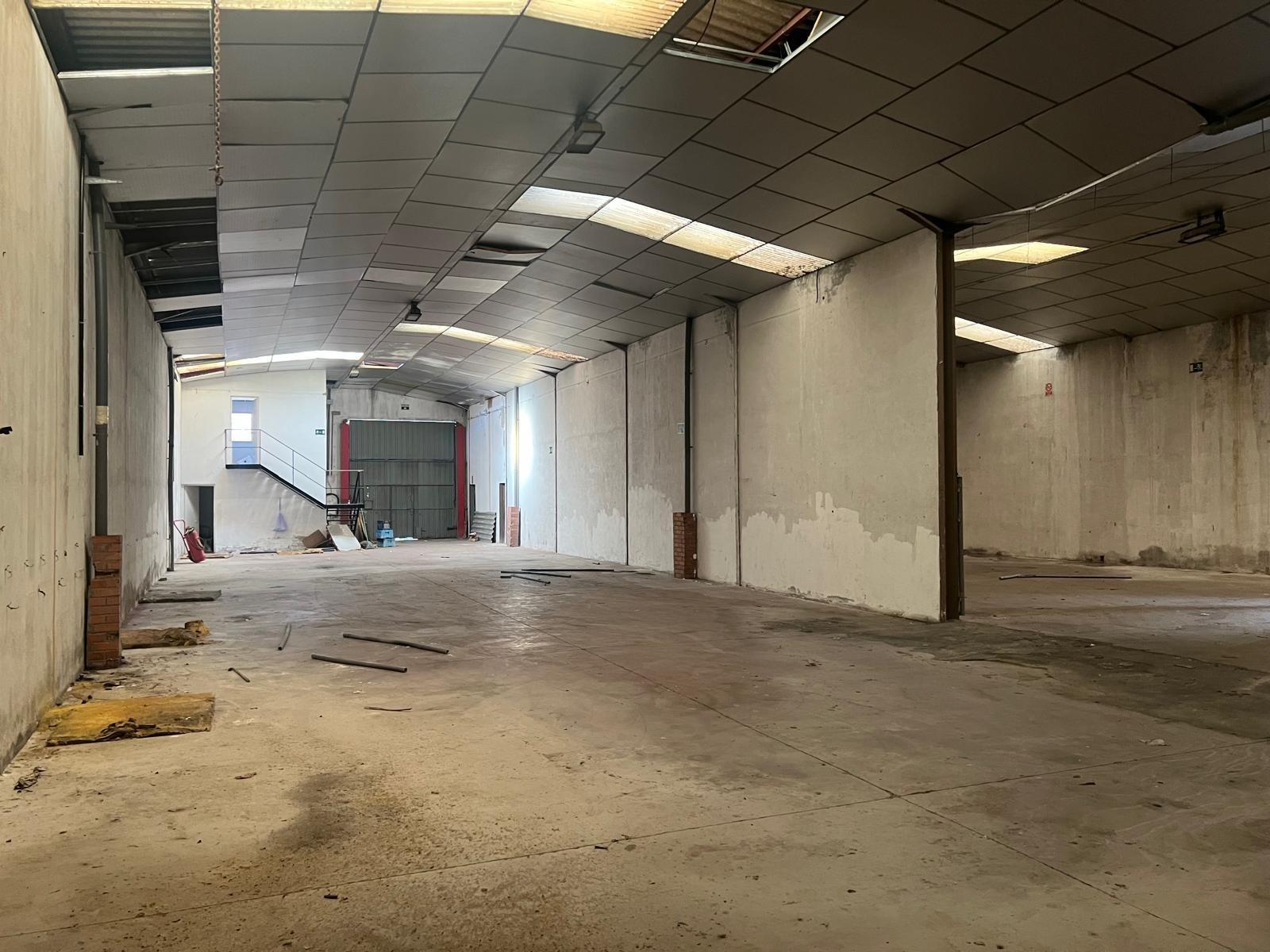 Nave en Meco, Madrid en venta Foto principal- Imagen 1 de 17