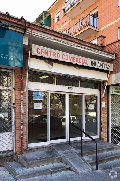 Calle Cisneros, 22, Alcorcón, Madrid en venta - Foto del edificio - Imagen 3 de 3